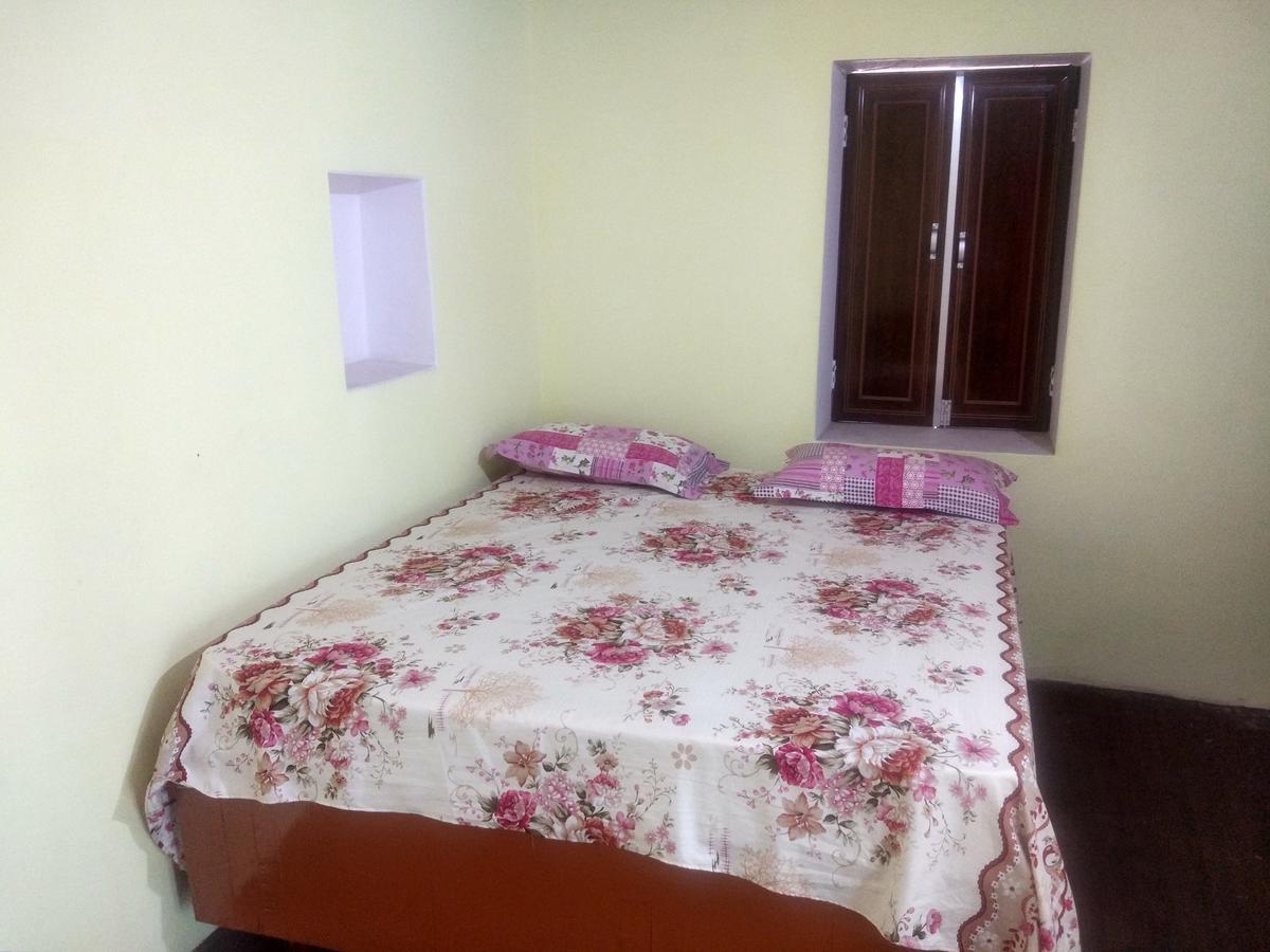 ורנאסי Radha Krishna Home מראה חיצוני תמונה